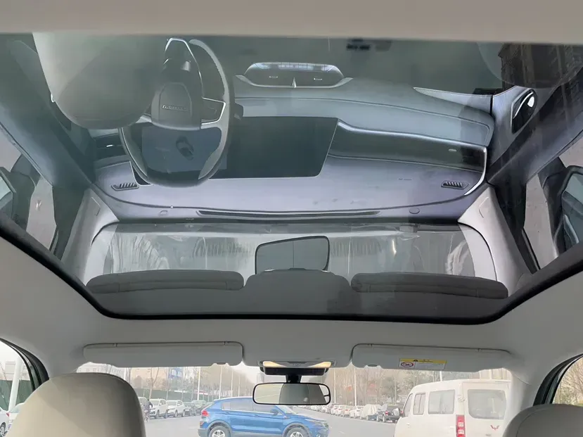 2023 Venucia Grand V DD-i 1.5T 163HP L4 E-CVT PHEV 18.4KWH,autocango,china used car exporter,china ev exporter,chinese used car exporter,chinese used ev exporter