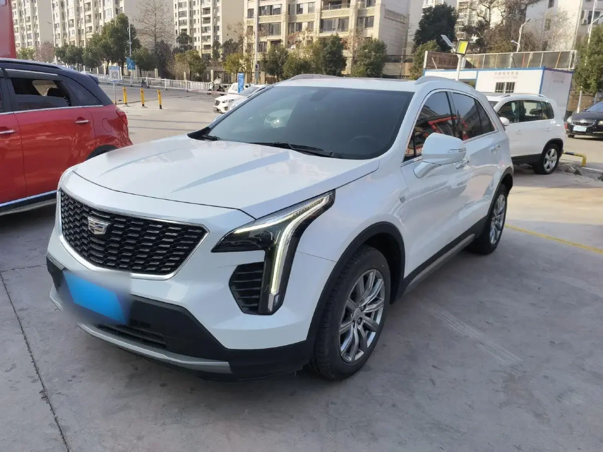2020 Cadillac XT4 2.0T 237HP L4 9AT