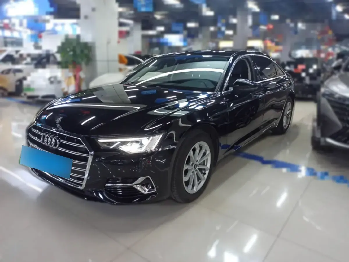 2023 Audi A6L 2.0T 190HP L4 7DCT