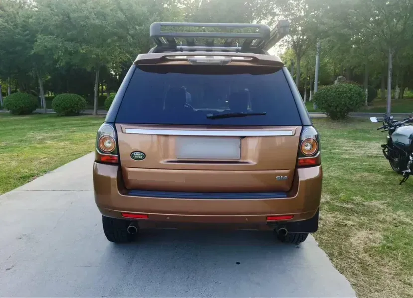 2015 Land Rover Freelander 2 2.0T 240HP L4 6AT,autocango,china used car exporter,china ev exporter,chinese used car exporter,chinese used ev exporter