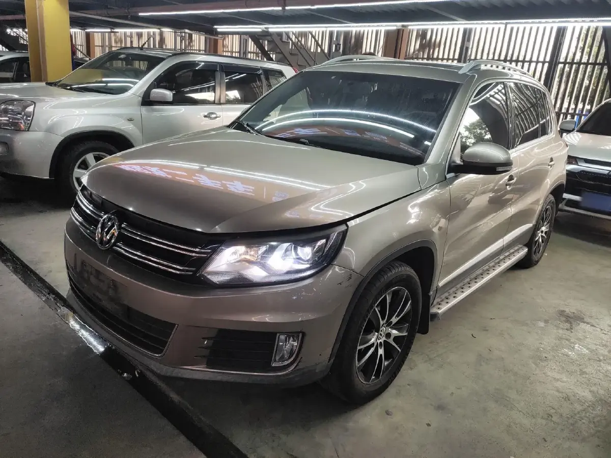 2013 Volkswagen Tiguan 1.8T 160HP L4 6AT