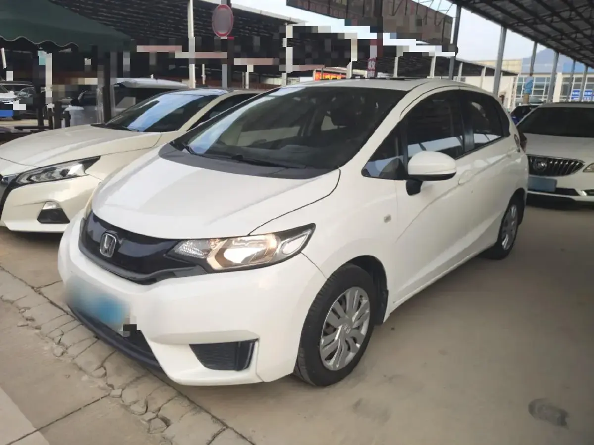 2016 Honda Fit 1.5L 131HP L4 CVT
