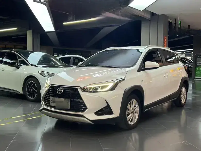 2020 Toyota Yaris L 1.5L 110HP L4 CVT