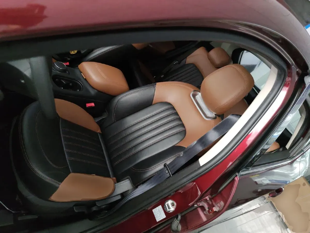 2015 Soueast DX7 1.5T 156HP L4 5AT,autocango,china used car exporter,china ev exporter,chinese used car exporter,chinese used ev exporter