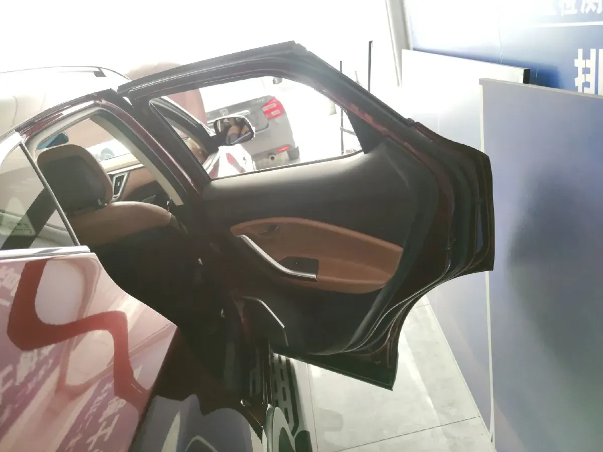 2015 Soueast DX7 1.5T 156HP L4 5AT,autocango,china used car exporter,china ev exporter,chinese used car exporter,chinese used ev exporter