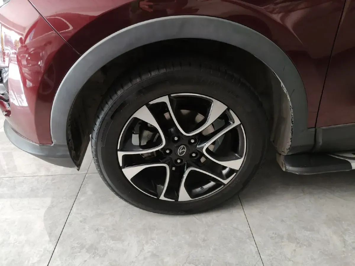 2015 Soueast DX7 1.5T 156HP L4 5AT,autocango,china used car exporter,china ev exporter,chinese used car exporter,chinese used ev exporter