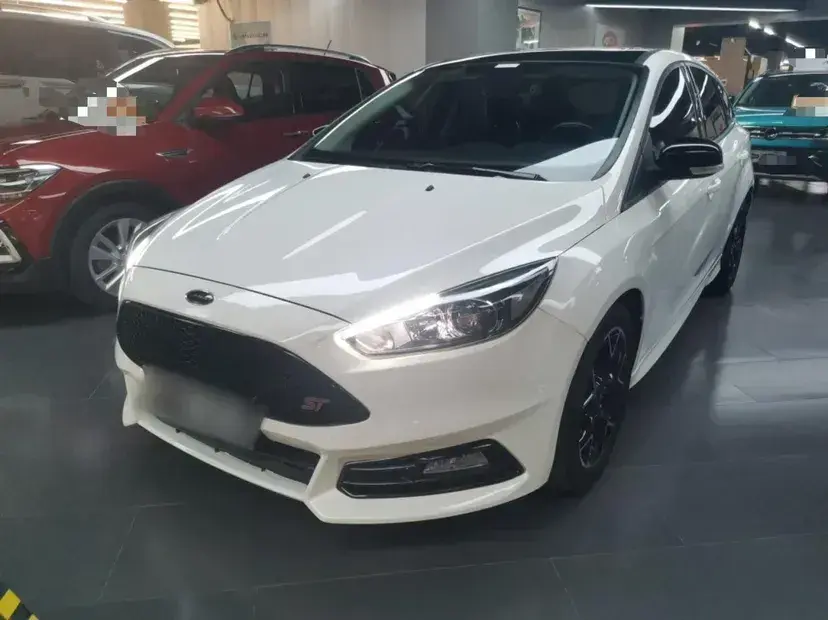 2017 Ford Focus 1.5T 181HP L4 6AT