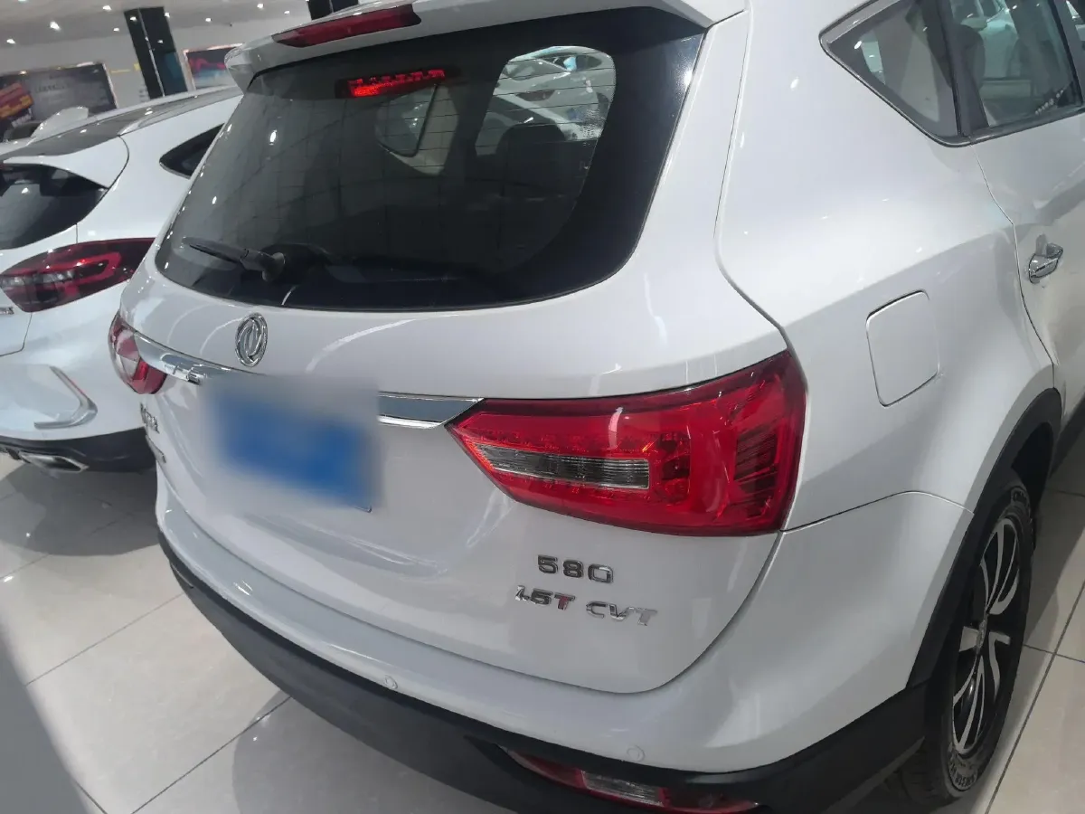 2017 DongFeng Fengon Fengon 580 1.5T 150HP L4 CVT,autocango,china used car exporter,china ev exporter,chinese used car exporter,chinese used ev exporter