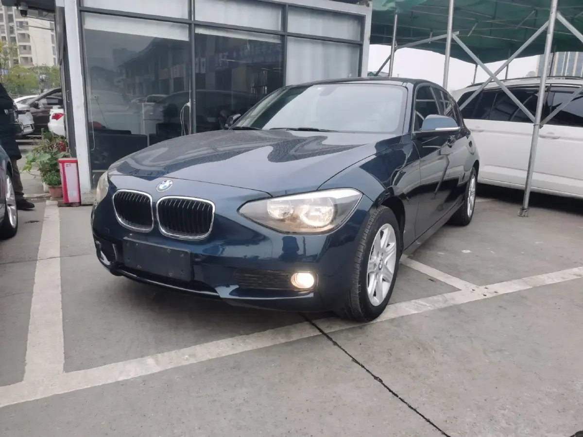 2013 BMW 1 Series 1.6T 136HP L4 8AT