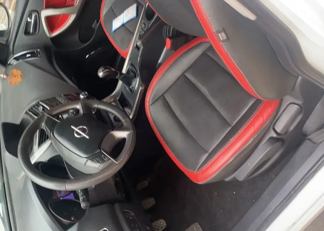 2015 HaiMa S5 1.5T 163HP L4 6MT,autocango,china used car exporter,china ev exporter,chinese used car exporter,chinese used ev exporter