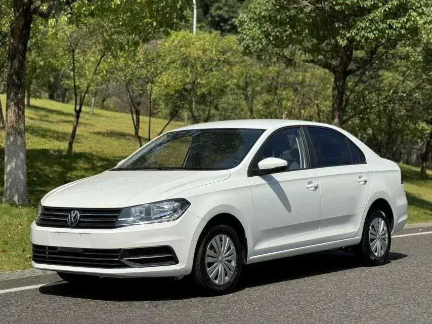 2016 Volkswagen Santana 1.6L 110HP L4 6AT