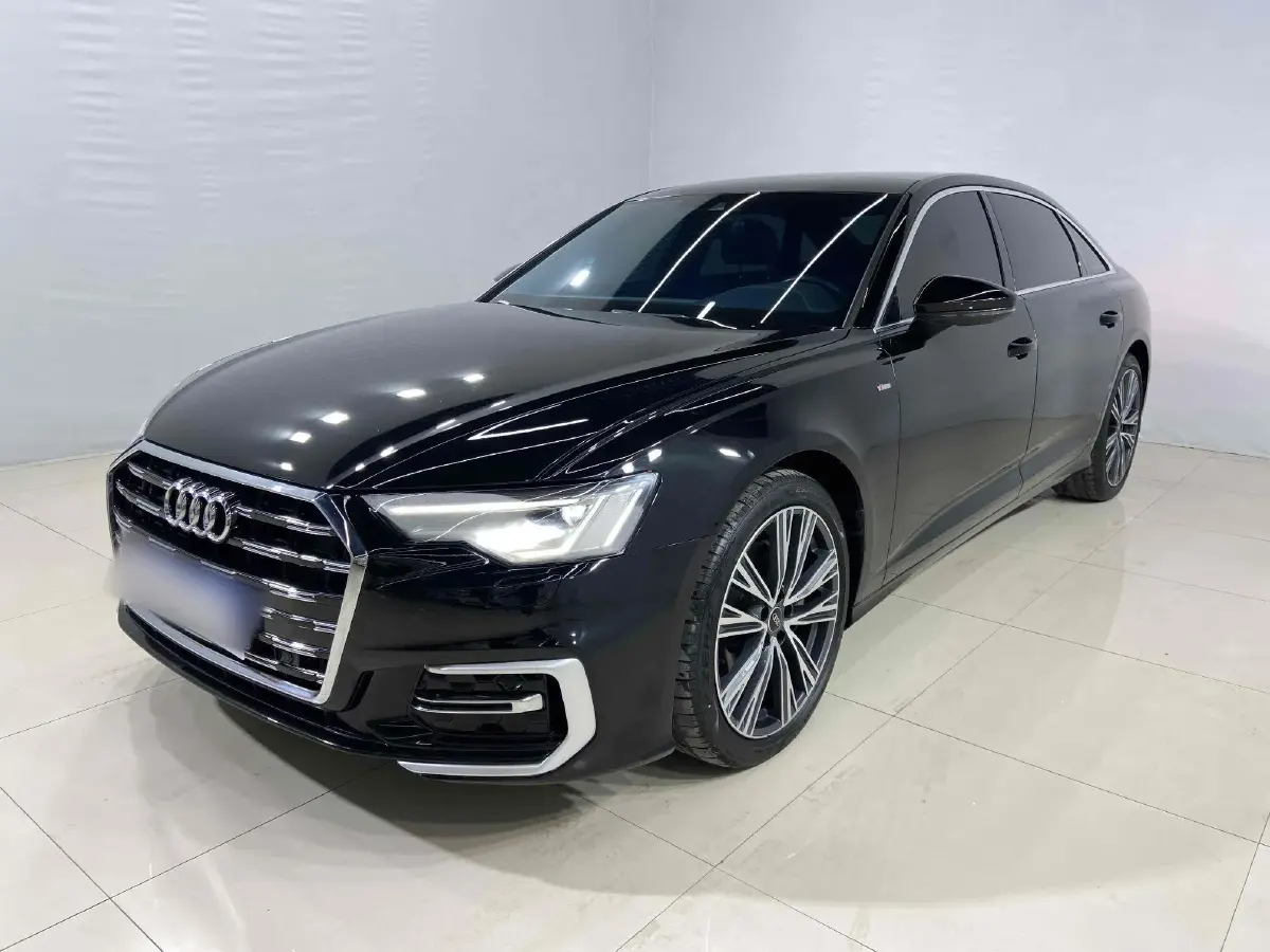 2023 Audi A6L 2.0T 190HP L4 7DCT