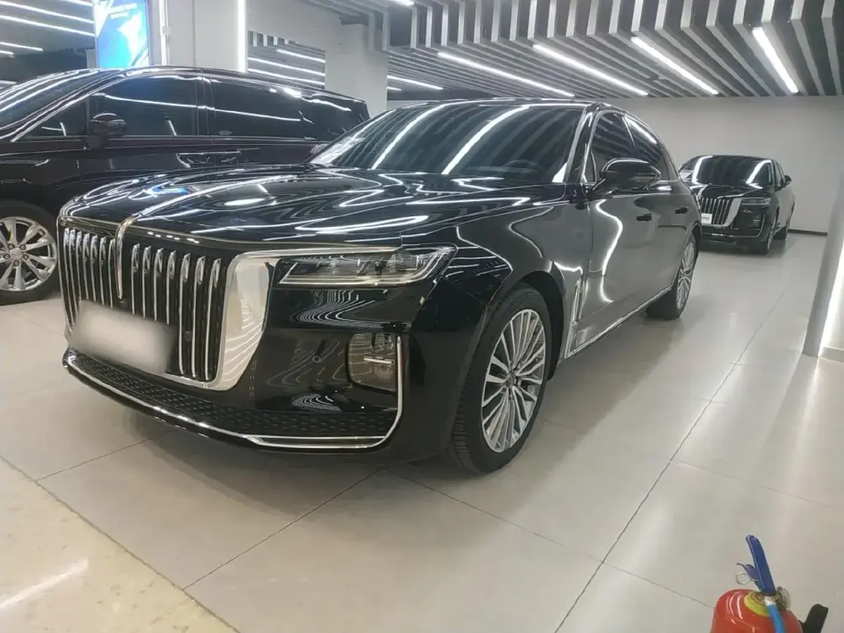 2023 HongQi H9 2.0T 252HP L4 7DCT