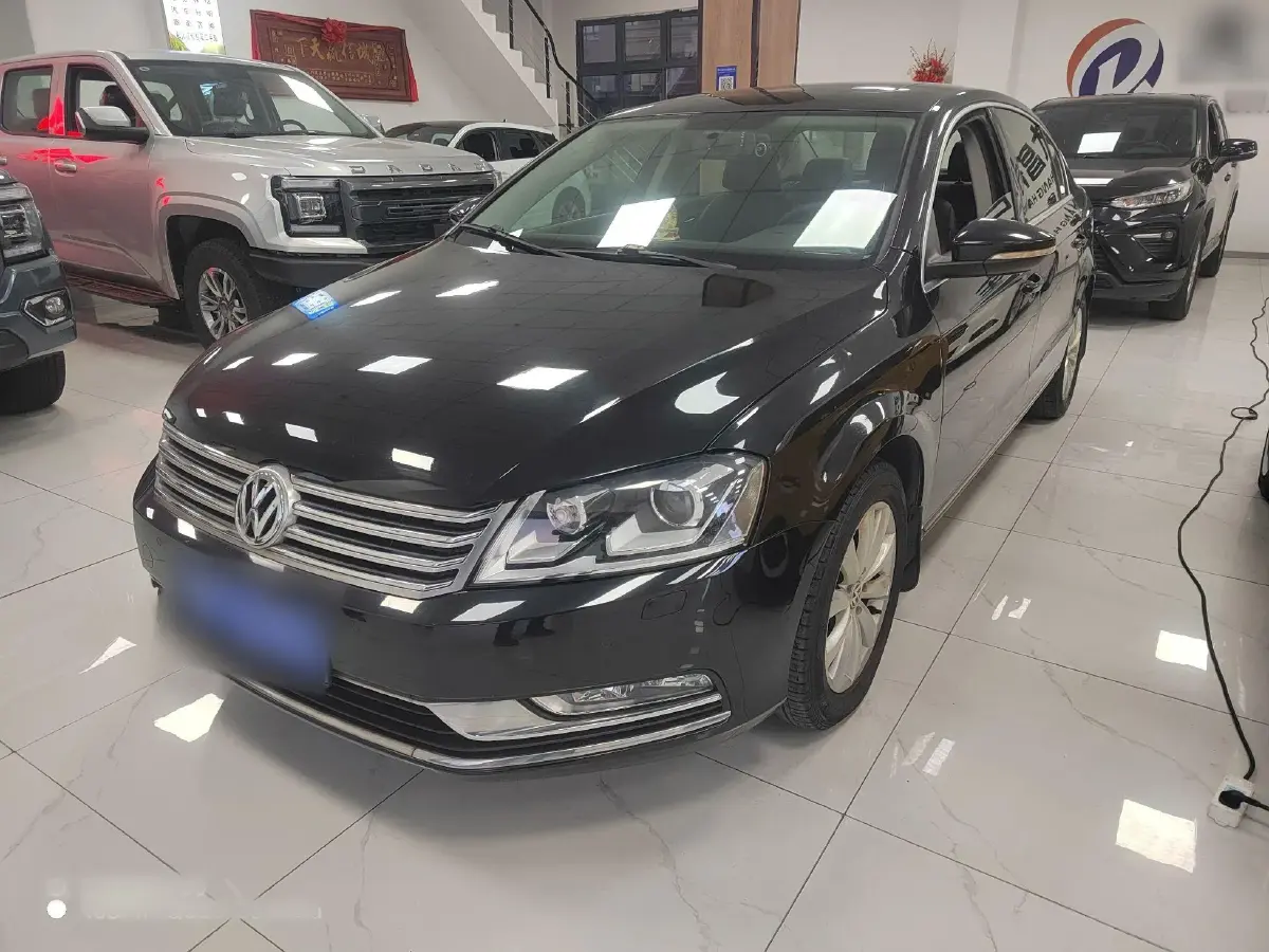 2015 Volkswagen Magotan 2.0T 200HP L4 6DCT