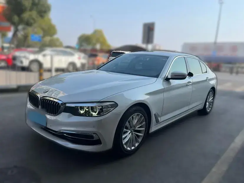 2020 BMW 5 Series 2.0T 184HP L4 8AT