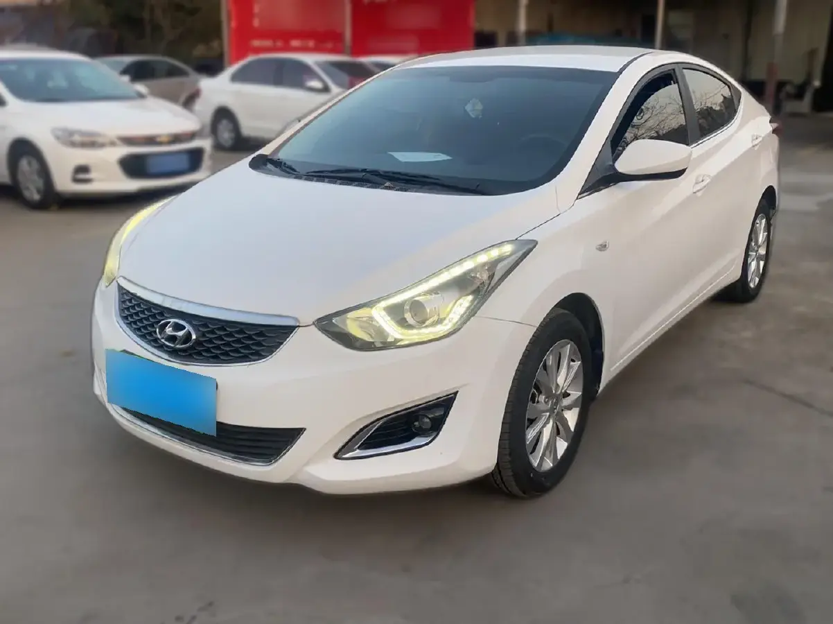 2016 Hyundai Elantra 1.6L 128HP L4 6AT