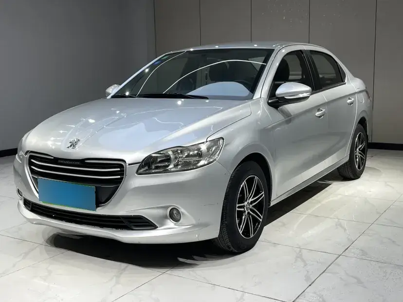 2014 Peugeot 301 1.6L 117HP L4 5MT