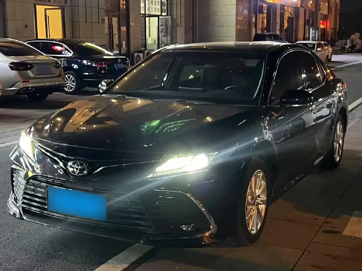 2021 Toyota Camry 2.0L 178HP L4 CVT