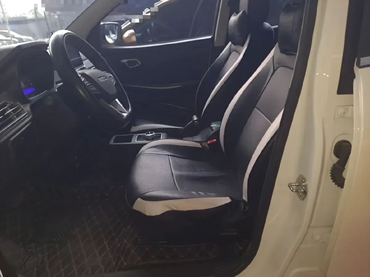 2022 DaYun YueHu BEV 30.66KWH,autocango,china used car exporter,china ev exporter,chinese used car exporter,chinese used ev exporter