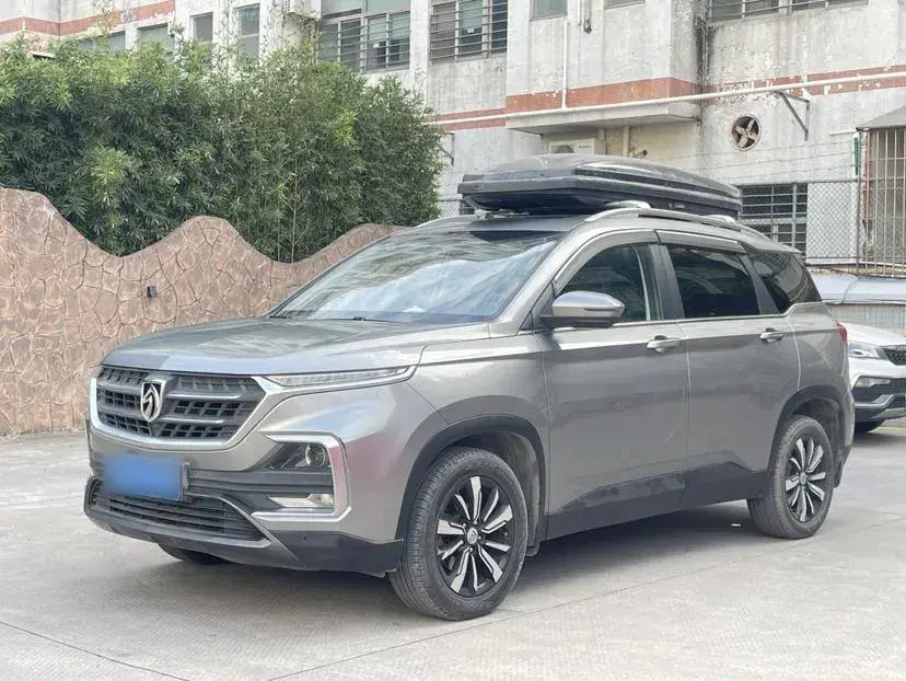 2018 BaoJun 530 1.5T 150HP L4 6MT