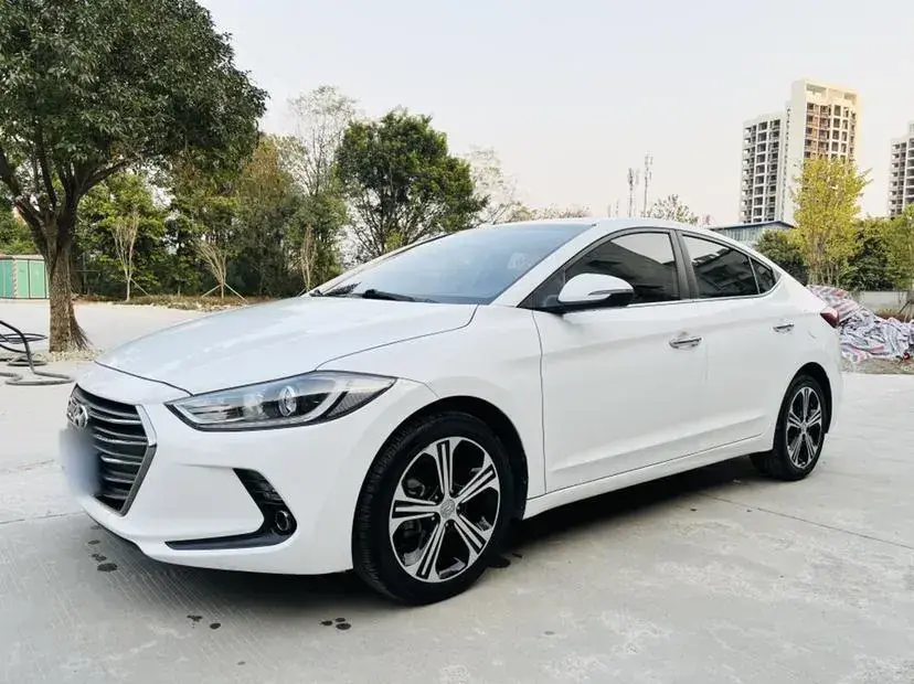 2018 Hyundai Elantra 1.4T 130HP L4 7DCT