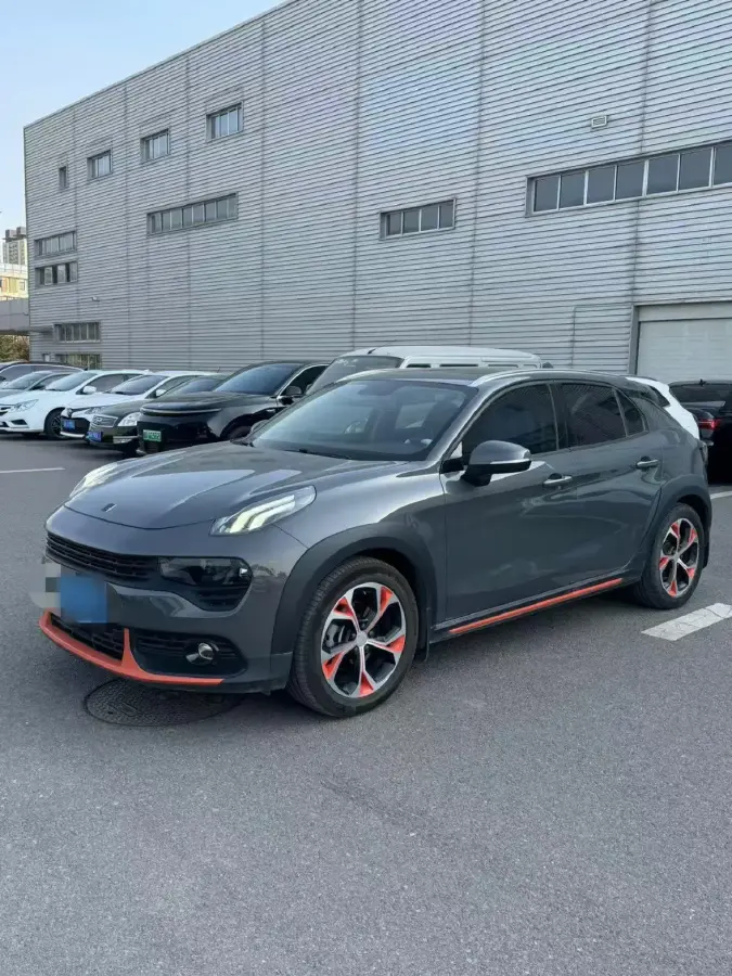 2019 LYNK&CO 02 2.0T 190HP L4 6AT