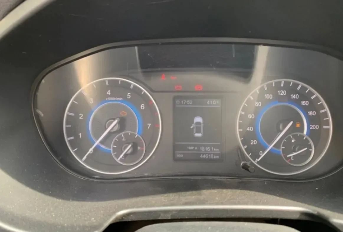 2018 DongFeng Fengon Fengon S560 1.8L 139HP L4 CVT,autocango,china used car exporter,china ev exporter,chinese used car exporter,chinese used ev exporter