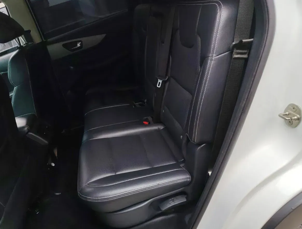 2018 DongFeng Fengon Fengon S560 1.8L 139HP L4 CVT,autocango,china used car exporter,china ev exporter,chinese used car exporter,chinese used ev exporter