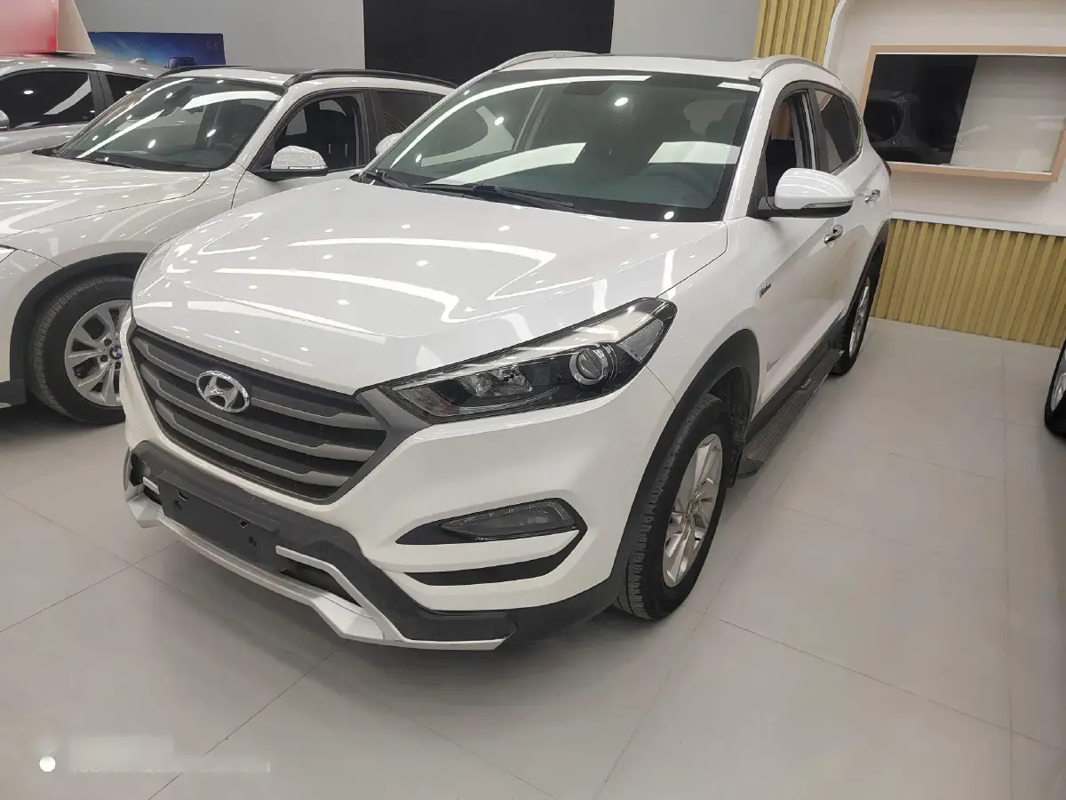 2015 Hyundai Tucson 1.6T 177HP L4 7DCT
