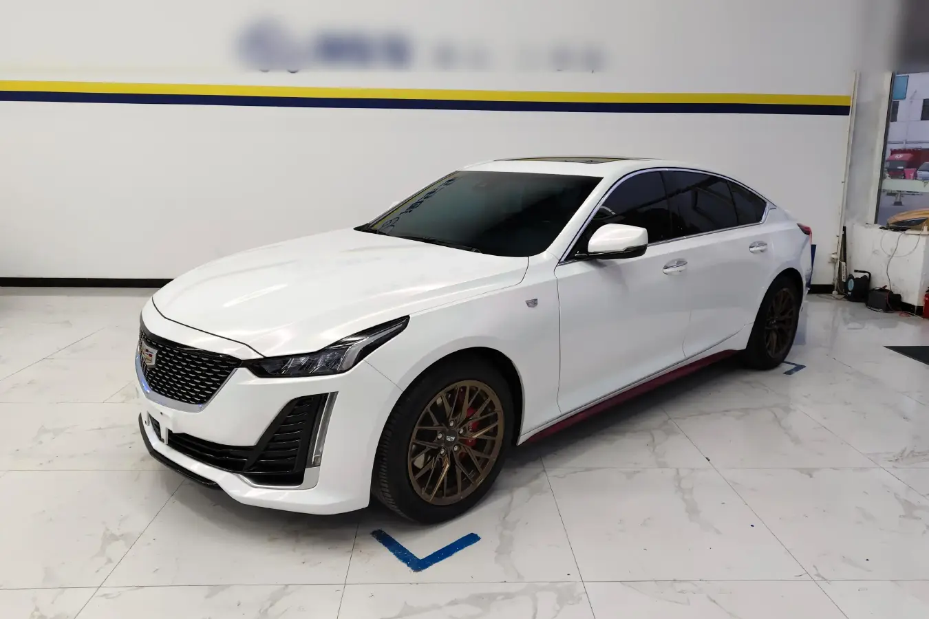 2022 Cadillac CT5 2.0T 237HP L4 10AT
