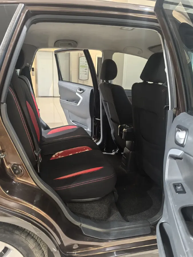 2015 Suzuki Liana A6 1.4L 101HP L4 5MT,autocango,china used car exporter,china ev exporter,chinese used car exporter,chinese used ev exporter