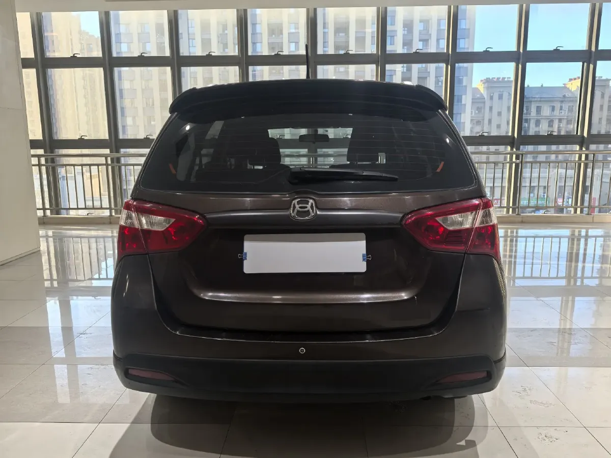 2015 Suzuki Liana A6 1.4L 101HP L4 5MT,autocango,china used car exporter,china ev exporter,chinese used car exporter,chinese used ev exporter