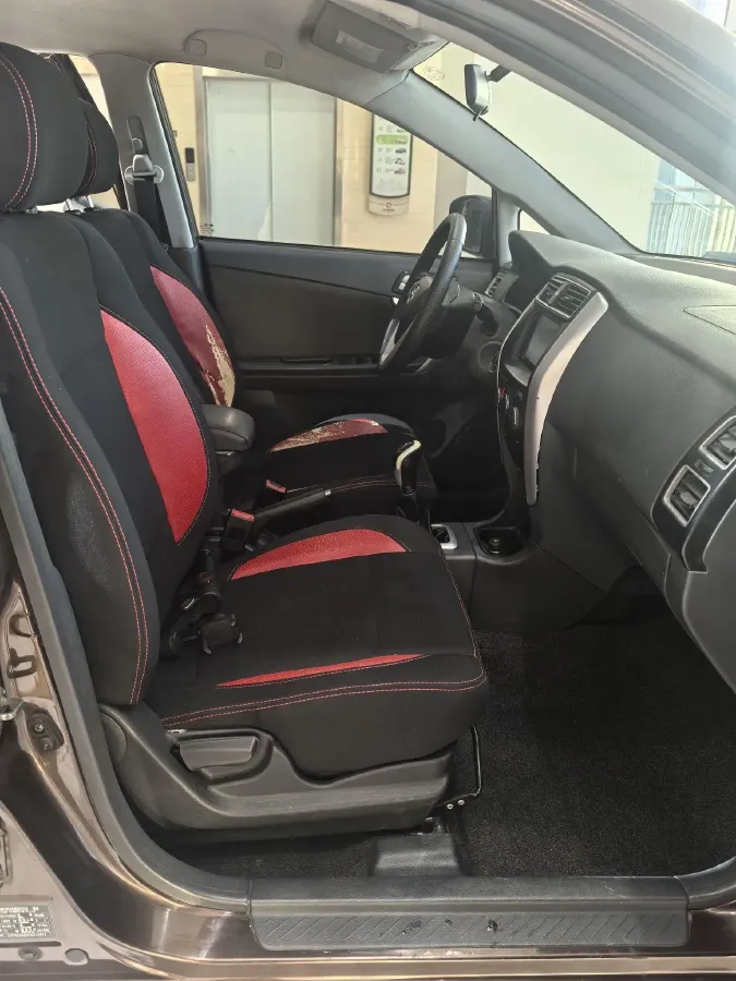 2015 Suzuki Liana A6 1.4L 101HP L4 5MT,autocango,china used car exporter,china ev exporter,chinese used car exporter,chinese used ev exporter