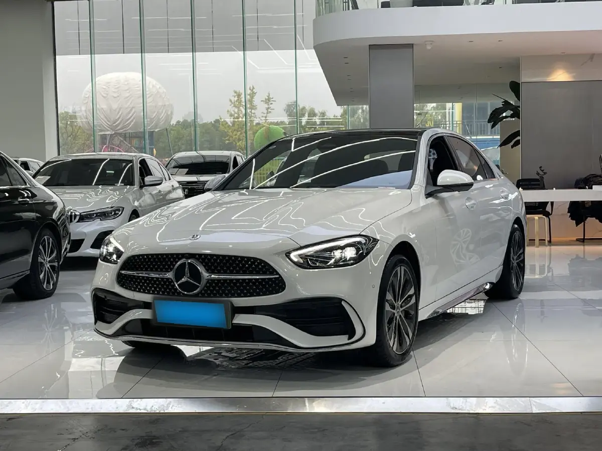 2024 Mercedes-Benz C Class 2.0T 204HP L4 9AT PHEV 25.4KWH
