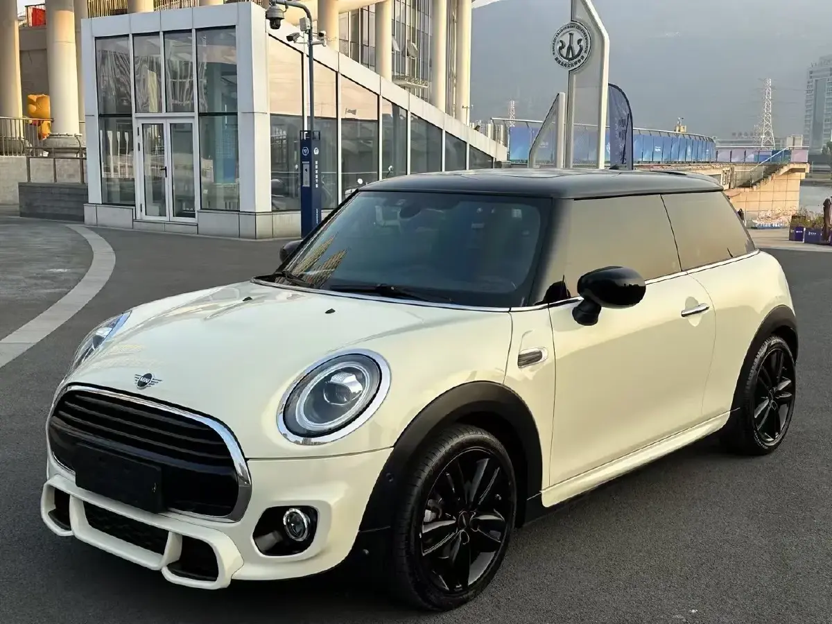 2021 MINI MINI 1.5T 136HP L3 7DCT