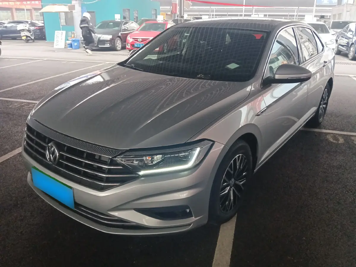 2020 Volkswagen Sagitar 1.4T 150HP L4 7DCT