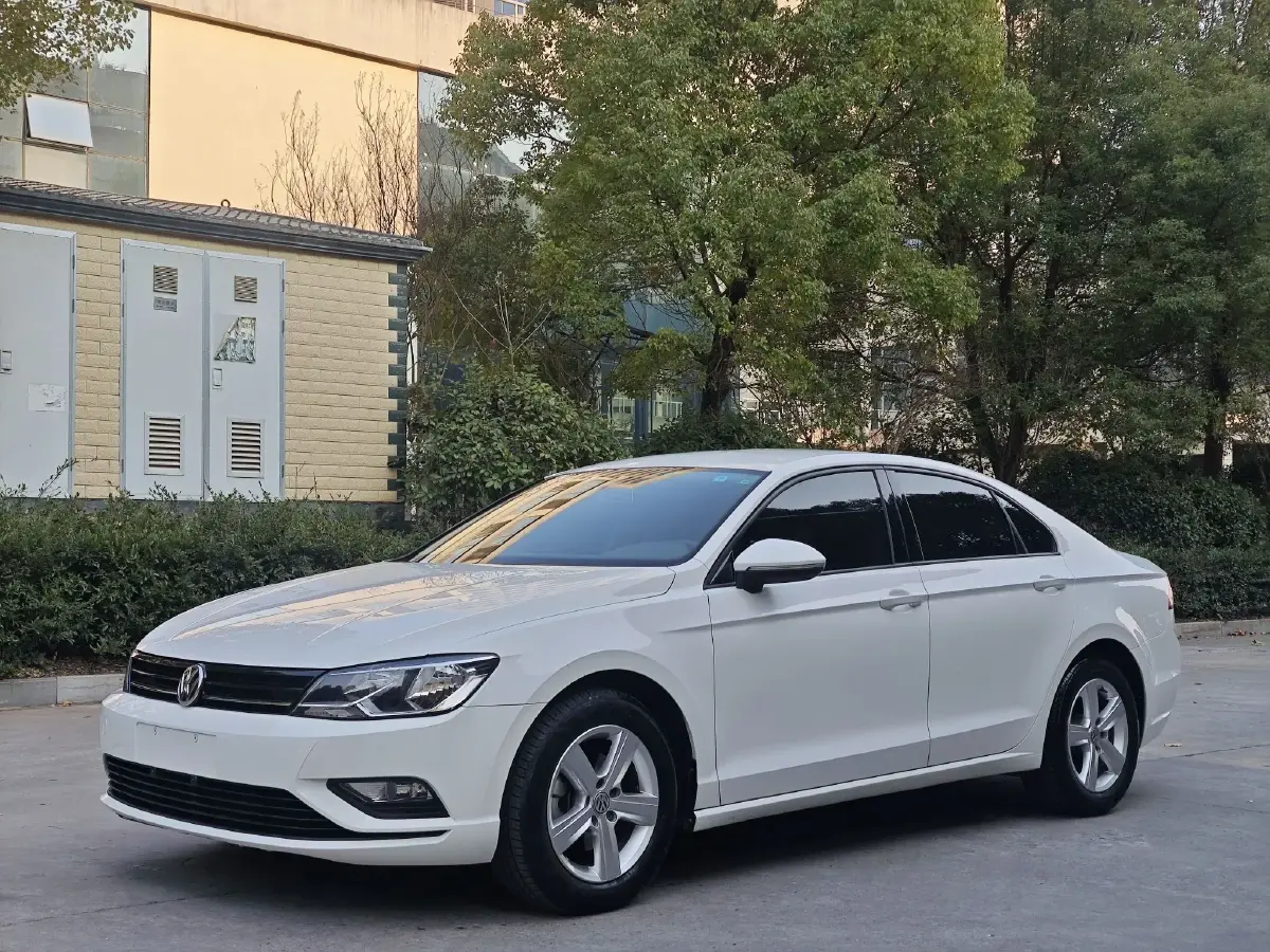 2018 Volkswagen Lamando 1.4T 131HP L4 7DCT