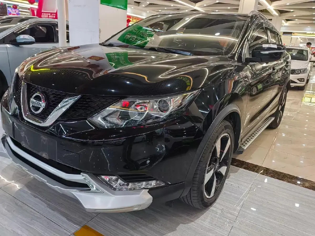 2017 Nissan Qashqai 2.0L 150HP L4 CVT
