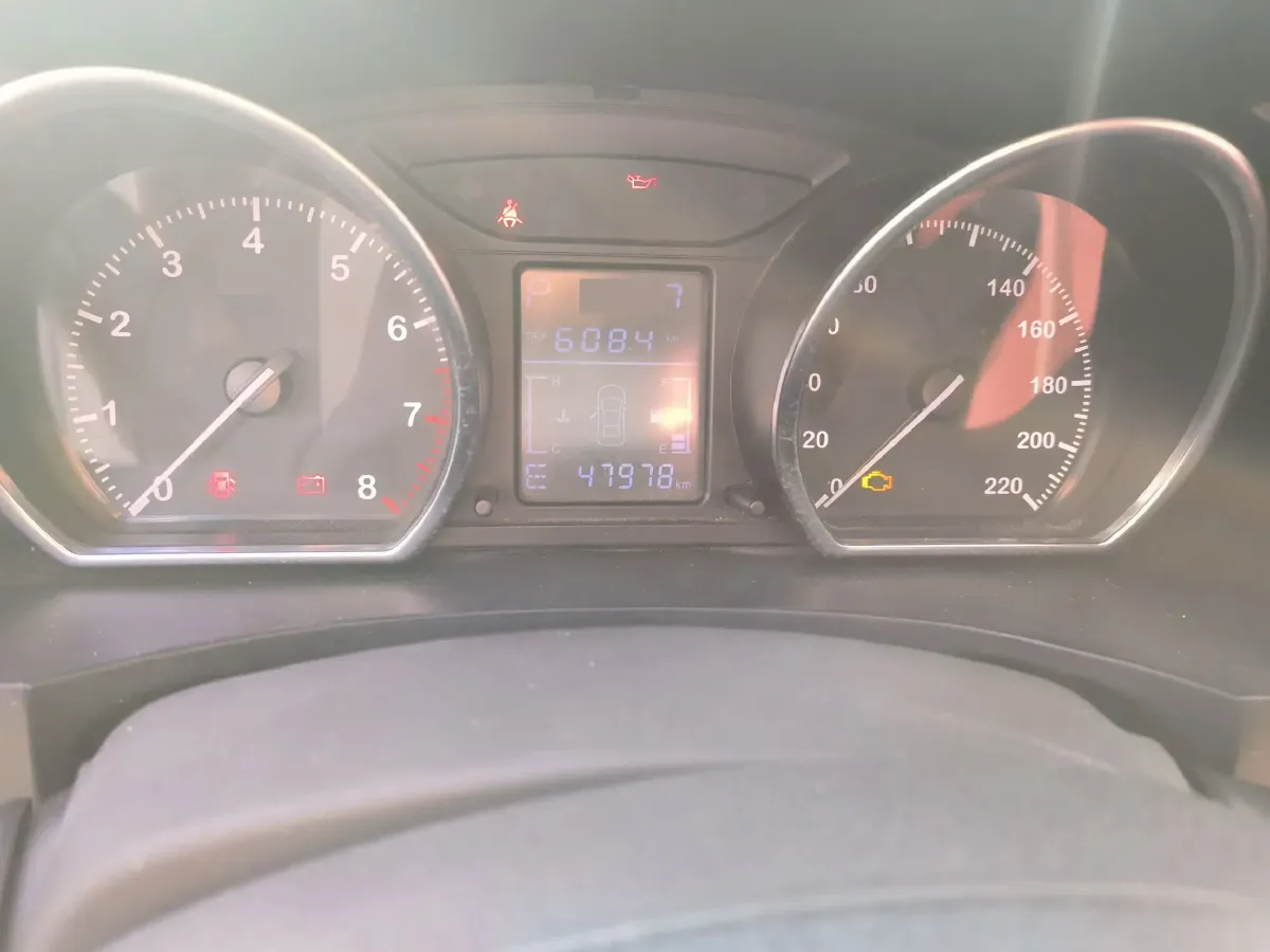 2014 Zotye T600 2.0T 190HP L4 6DCT,autocango,china used car exporter,china ev exporter,chinese used car exporter,chinese used ev exporter