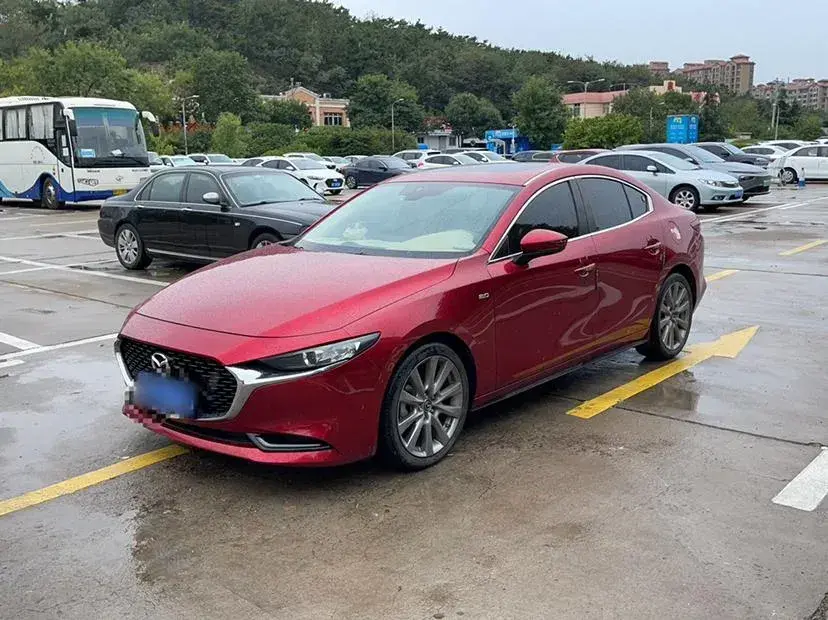 2020 Mazda 3 Axela 2.0L 158HP L4 6AT 2020 Mazda 3 Axela 2.0L 158HP L4 6AT