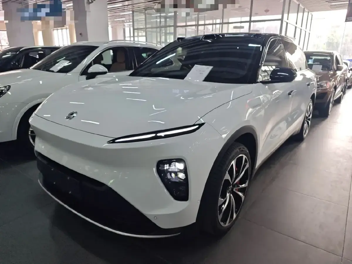 2024 NIO ES8 BEV 100KWH
