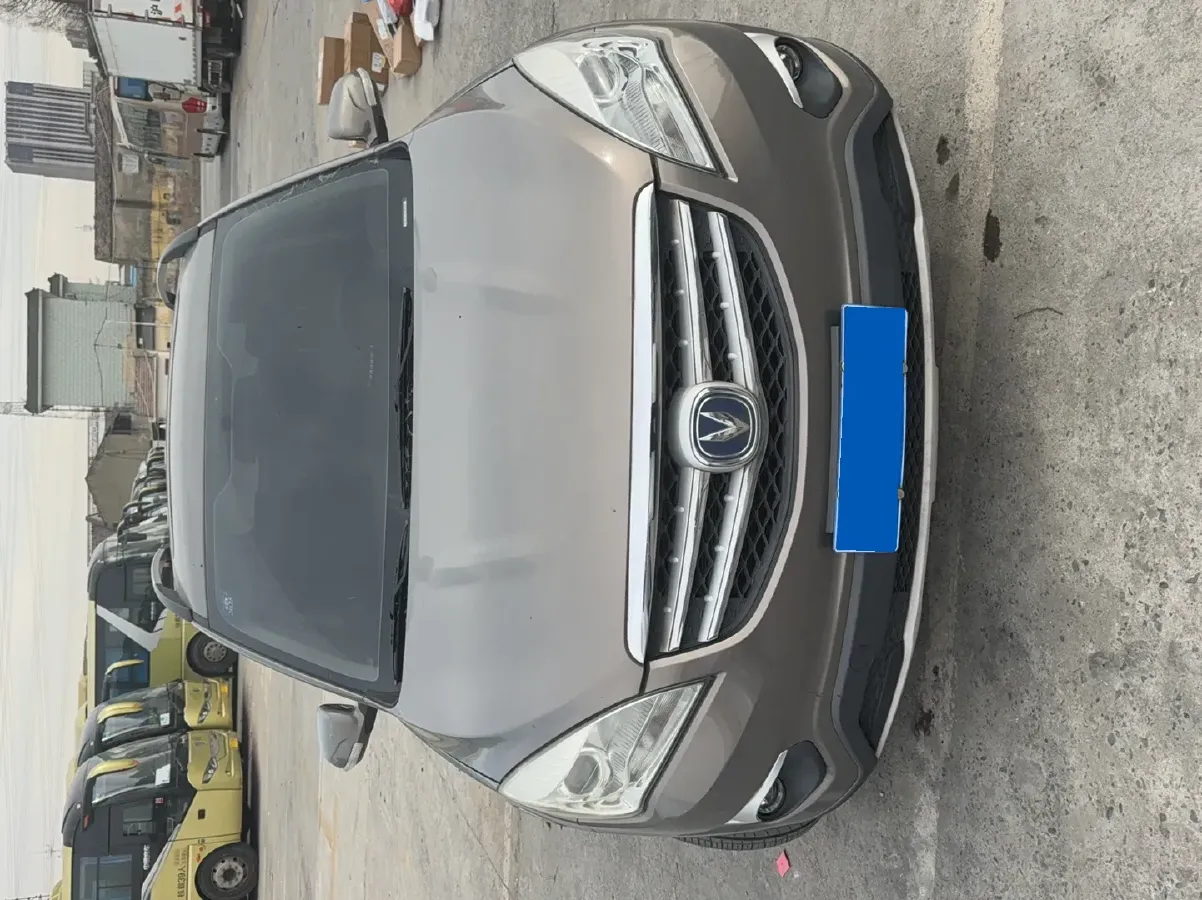 2015 ChangAn CS35 1.6L 125HP L4 5MT,autocango,china used car exporter,china ev exporter,chinese used car exporter,chinese used ev exporter