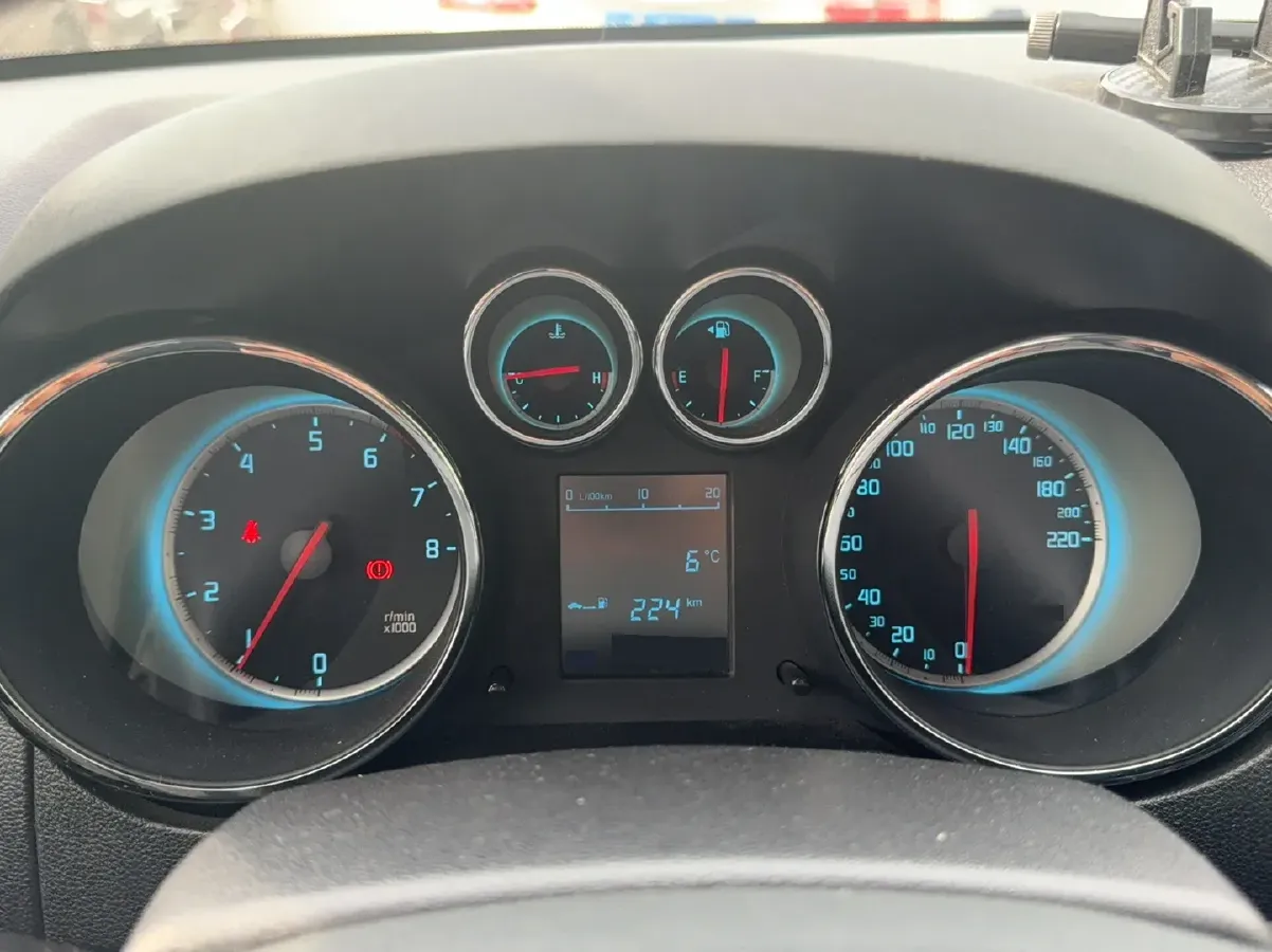 2015 ChangAn CS35 1.6L 125HP L4 5MT,autocango,china used car exporter,china ev exporter,chinese used car exporter,chinese used ev exporter