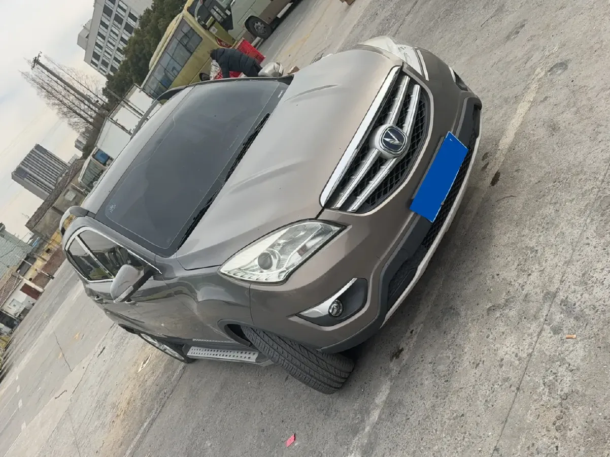 2015 ChangAn CS35 1.6L 125HP L4 5MT,autocango,china used car exporter,china ev exporter,chinese used car exporter,chinese used ev exporter