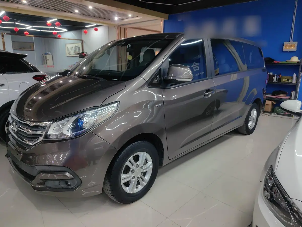 2016 MAXUS G10 2.0T 224HP L4 6AT