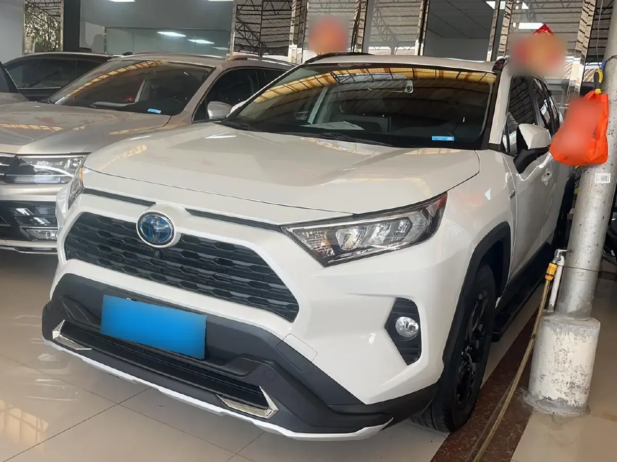2021 Toyota RAV4 2.5L 178HP L4 E-CVT Hybrid