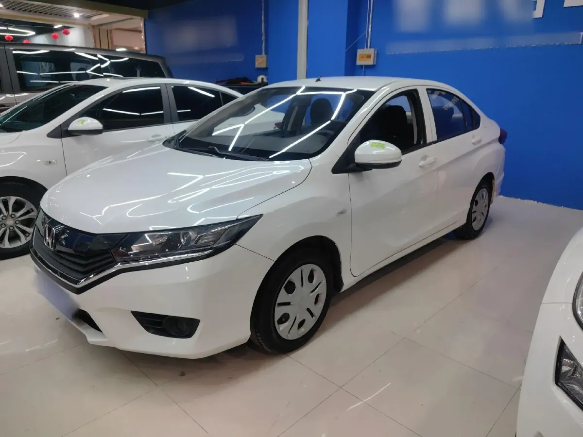 2016 Honda Greiz 1.5L 131HP L4 CVT,autocango,china used car exporter,china ev exporter,chinese used car exporter,chinese used ev exporter