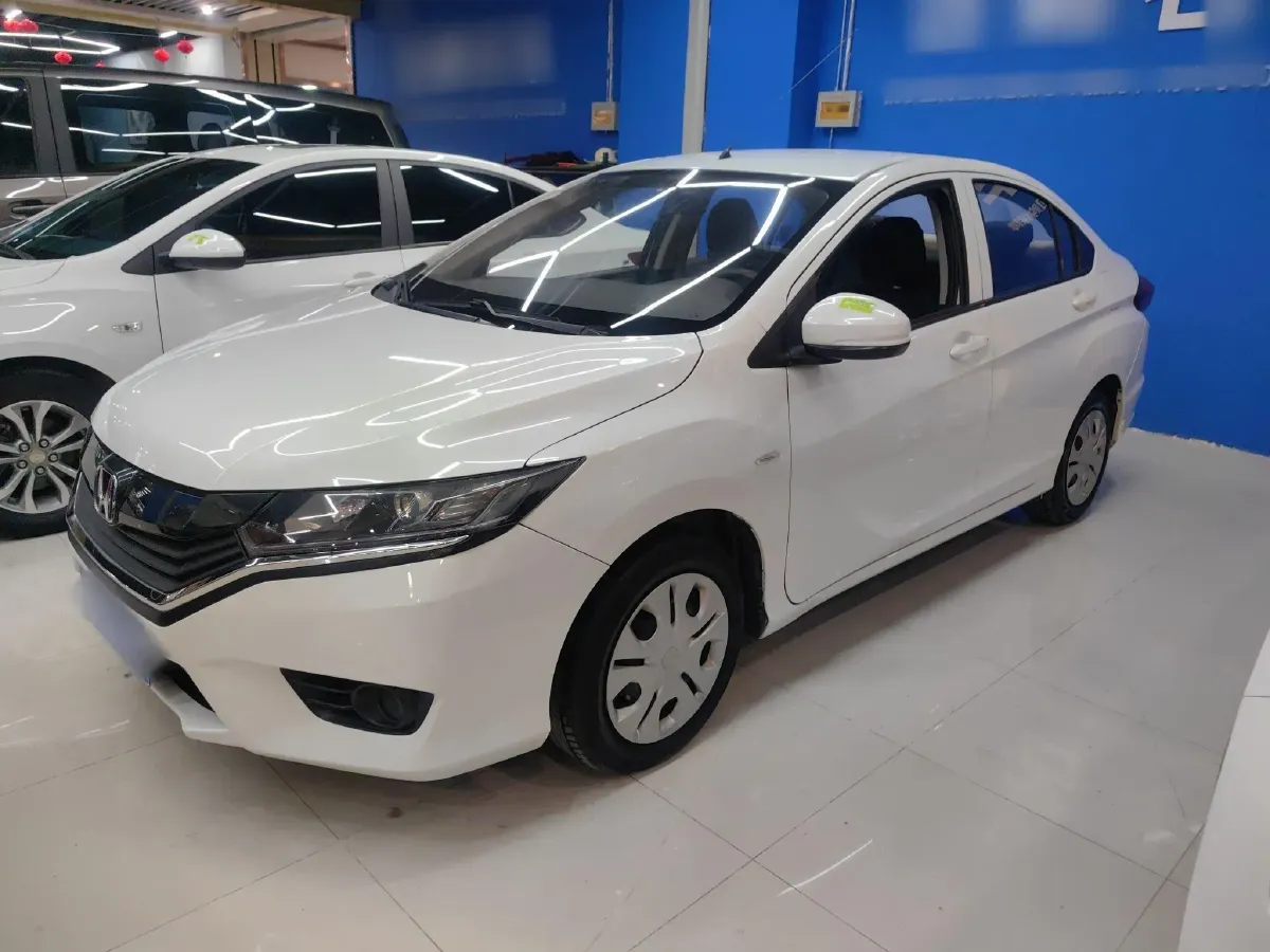 2016 Honda Greiz 1.5L 131HP L4 CVT,autocango,china used car exporter,china ev exporter,chinese used car exporter,chinese used ev exporter