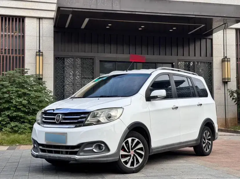 2016 JinBei 750 1.5L 112HP L4 5MT