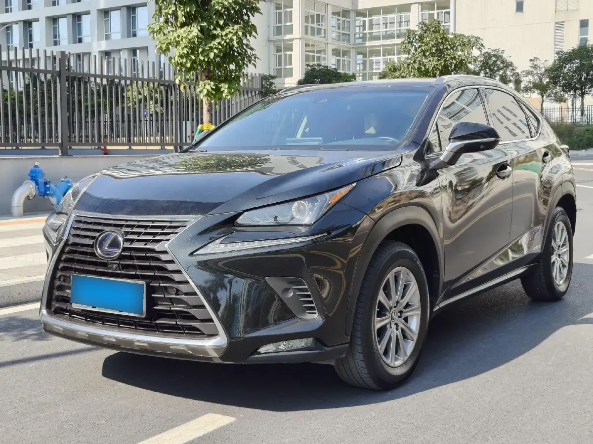 2018 Lexus NX 2.5L 155HP L4 E-CVT Hybrid